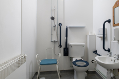 Abbey Village care home in Brigg - Bathroom